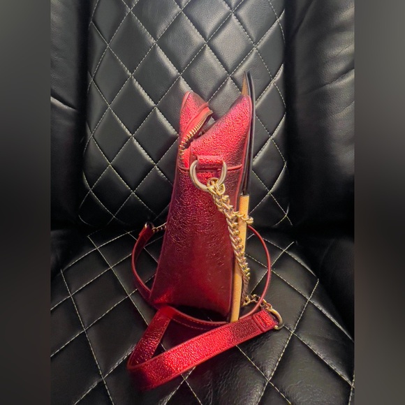 DANIELLE NICOLE DISNEY SNOW WHITE EVIL QUEEN CROSSBODY - Picture 5 of 6